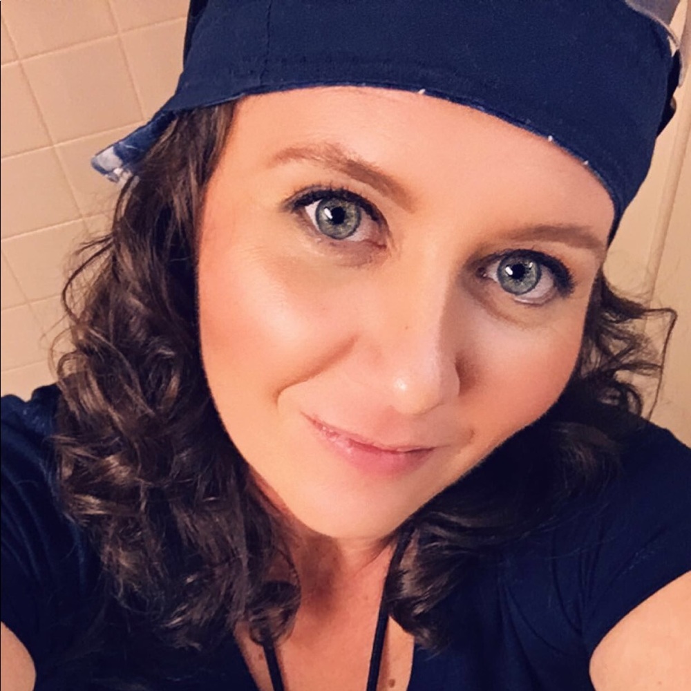 Meet your Posher, Christine